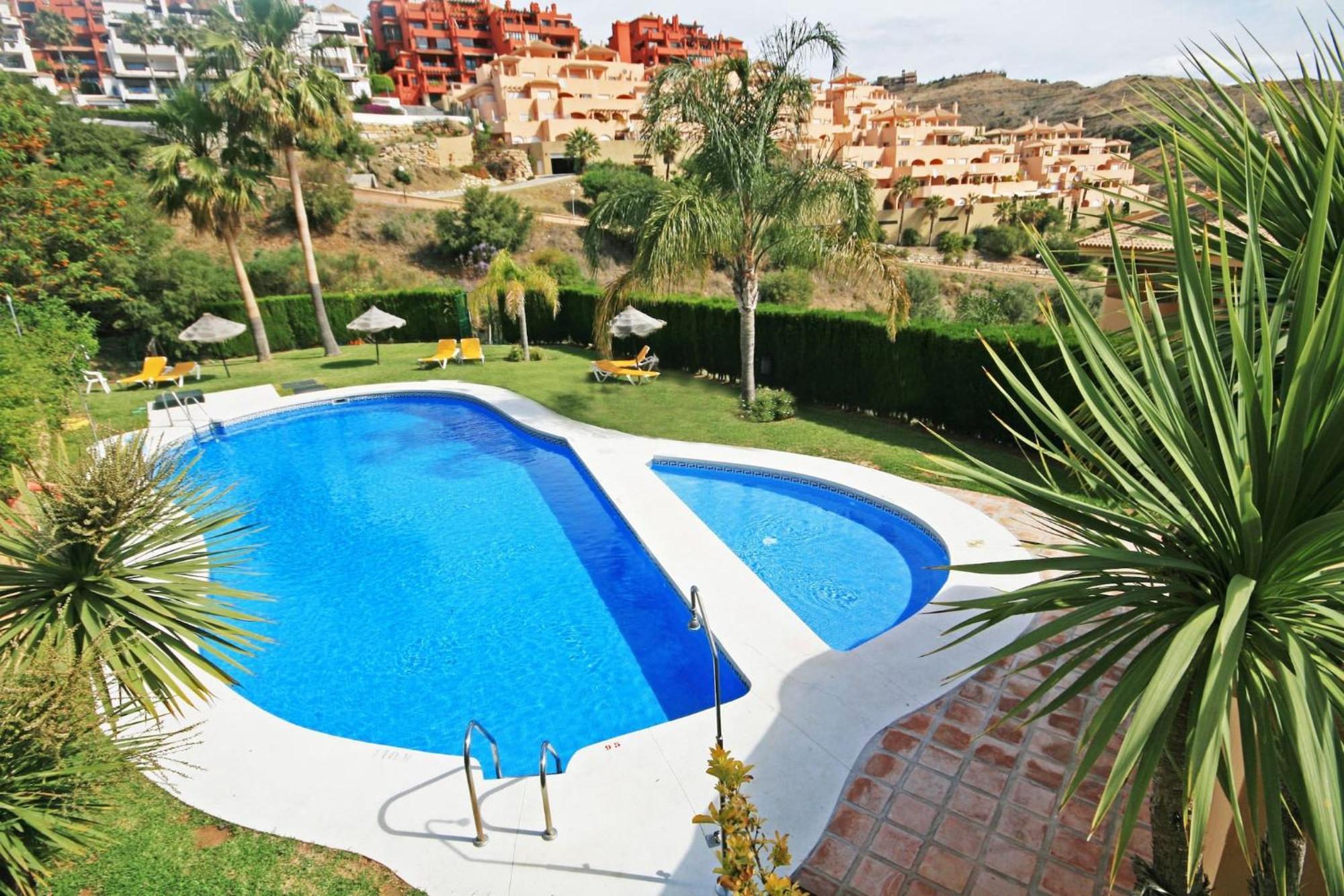 3 Bedroom Penthouse Apartment In Calahonda MIJAS COSTA Esterno foto