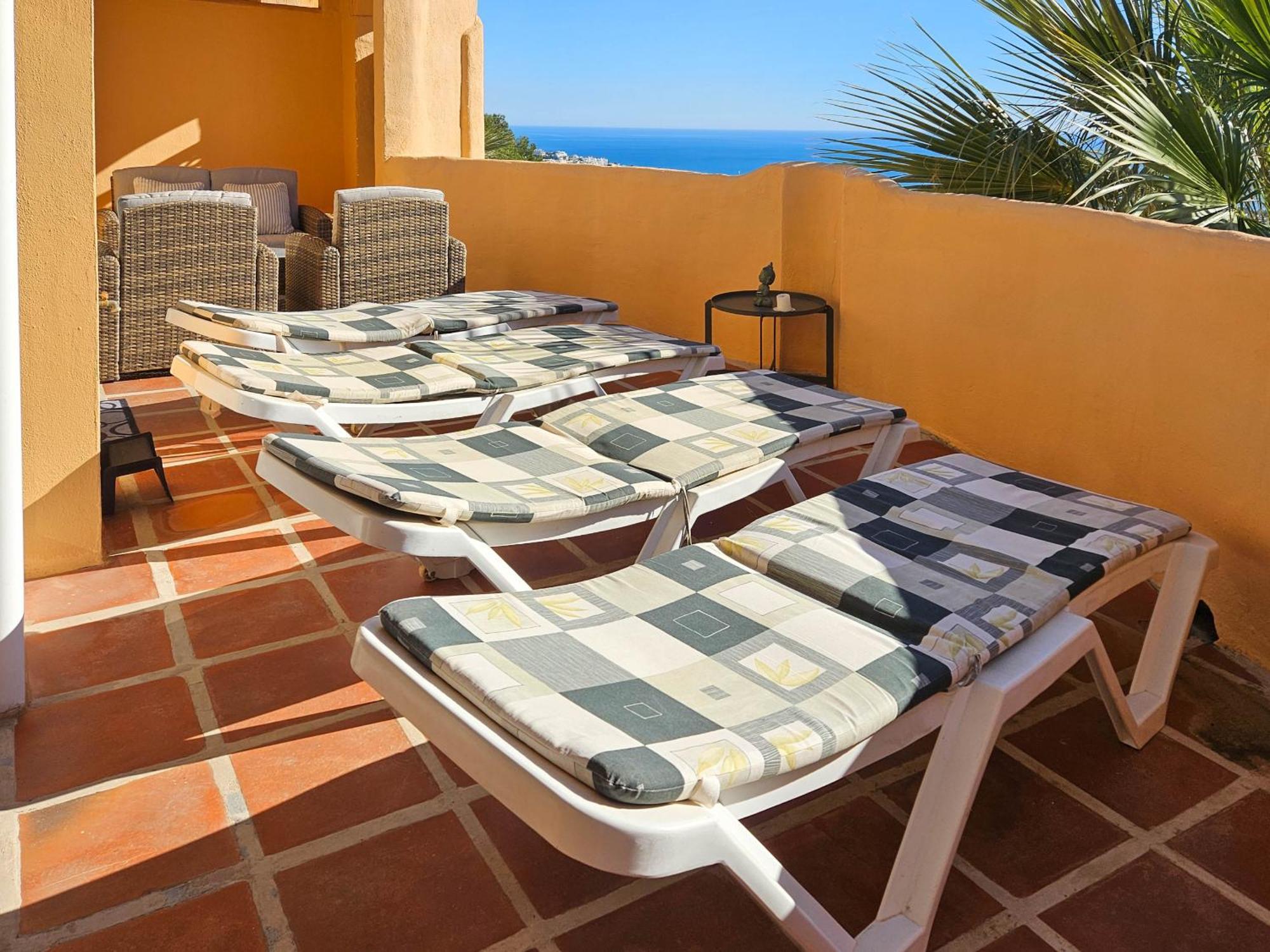 3 Bedroom Penthouse Apartment In Calahonda MIJAS COSTA Esterno foto